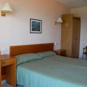 Kontiki Playa Hotel